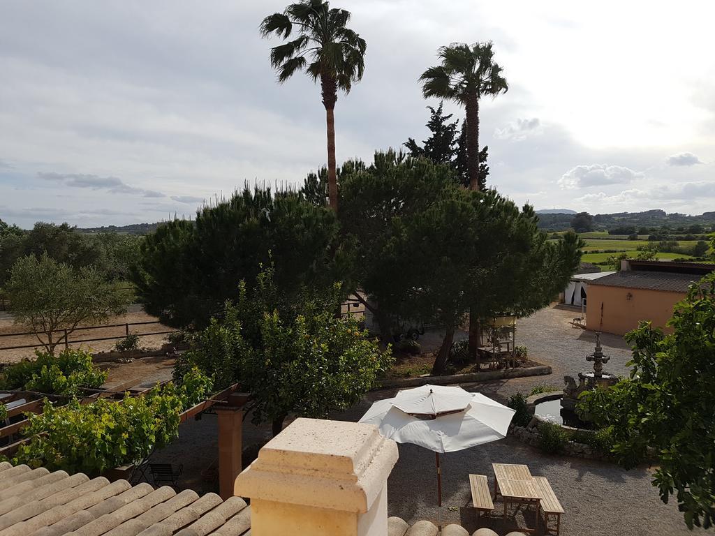 Finca Caballo Blanco Hotel Montuiri  Exterior photo