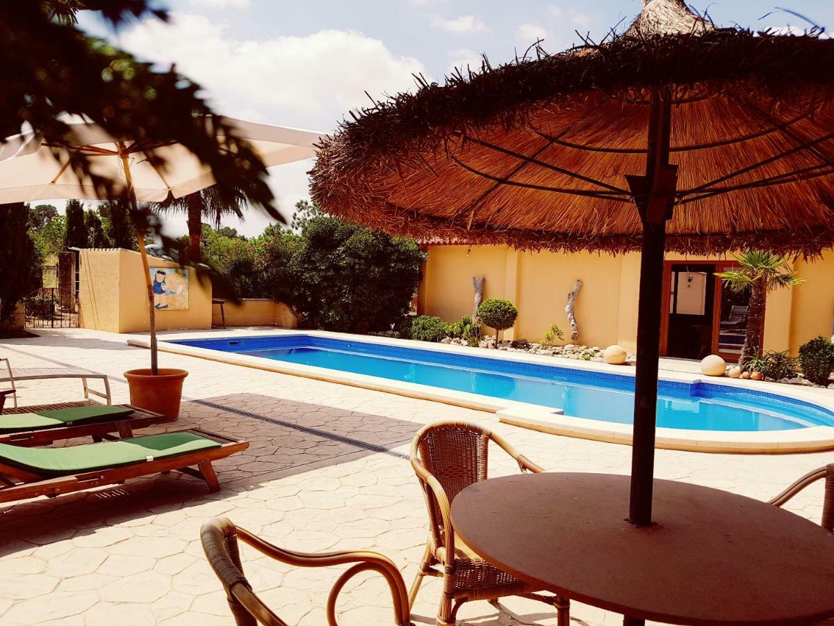Finca Caballo Blanco Hotel Montuiri  Exterior photo