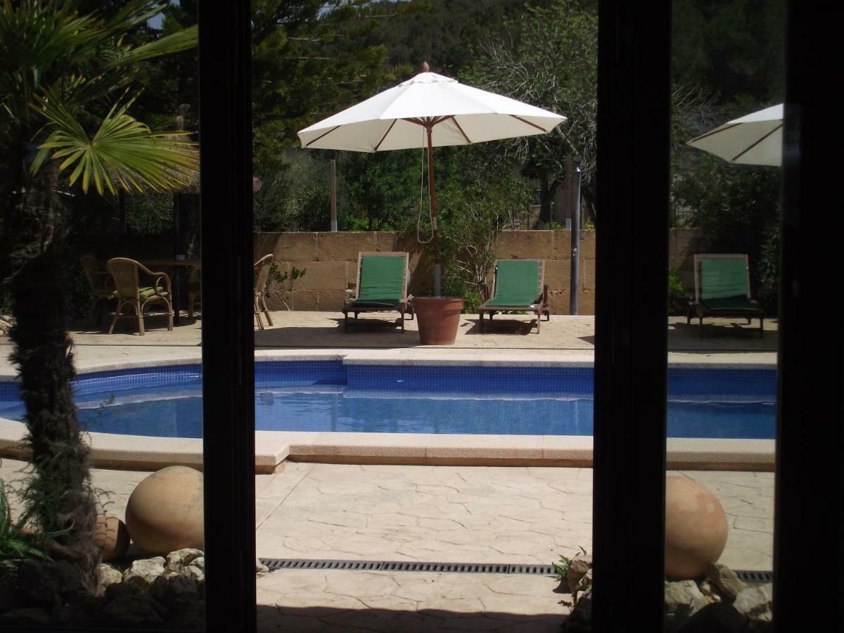 Finca Caballo Blanco Hotel Montuiri  Exterior photo